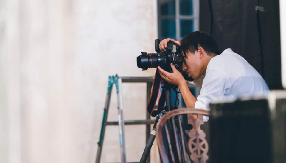 man taking pictures for an ecommerce website