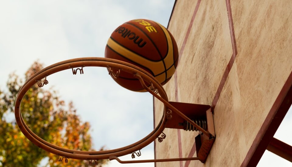 basketball missing the hoop